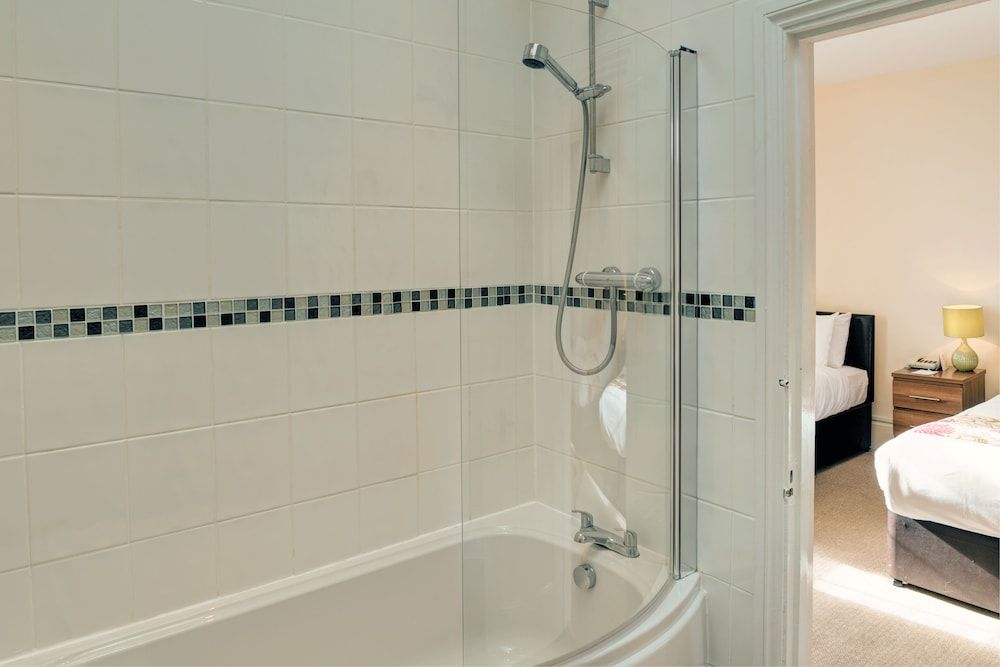 Lord Haldon Country Hotel, Sure Hotel Collection by Best Western Comfort Room, 2 Twin Beds, Non Smoking 6