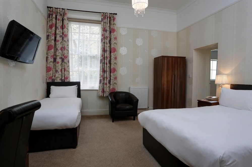 Standard Room, Multiple Beds, Non Smoking