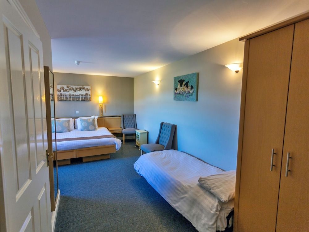 The Holly Hill Inn Suite, Ensuite 2