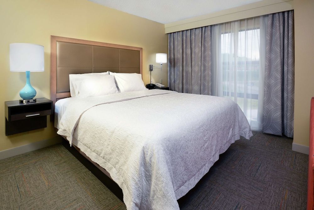 Luxury Suite, 1 King Bed, Non Smoking