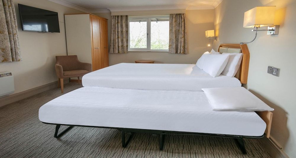 Best Western Chilworth Manor Hotel Family Room, 1 Double Bed, Non Smoking 2