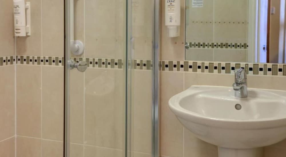 Best Western London Highbury Standard Room, 1 King Bed, Non Smoking 4