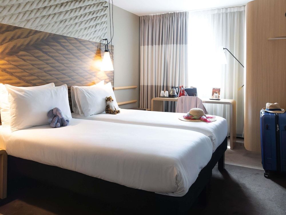 ibis Cambridge Central Station Twin Room, 2 Twin Beds (Sweet Room) 2