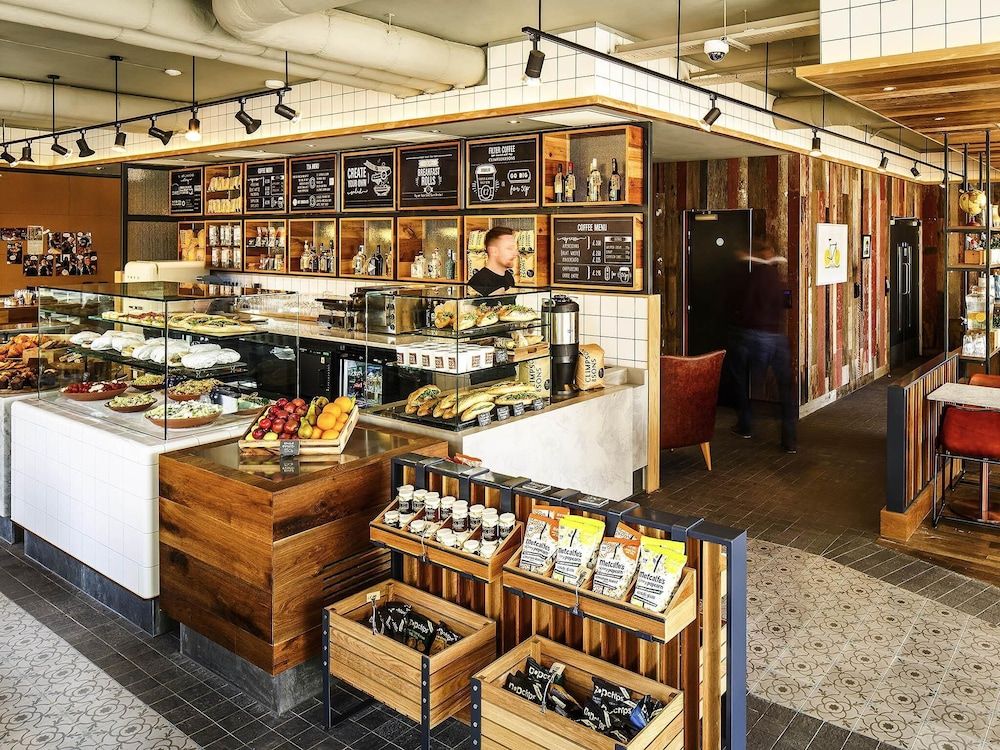 undefined ibis Cambridge Central Station