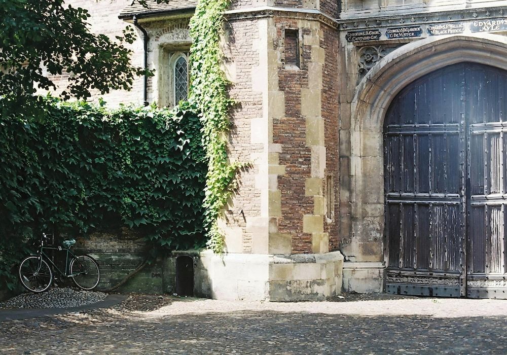 undefined ibis Cambridge Central Station 5