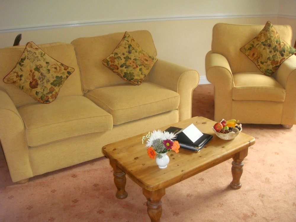 Beggars Reach Hotel Suite 4