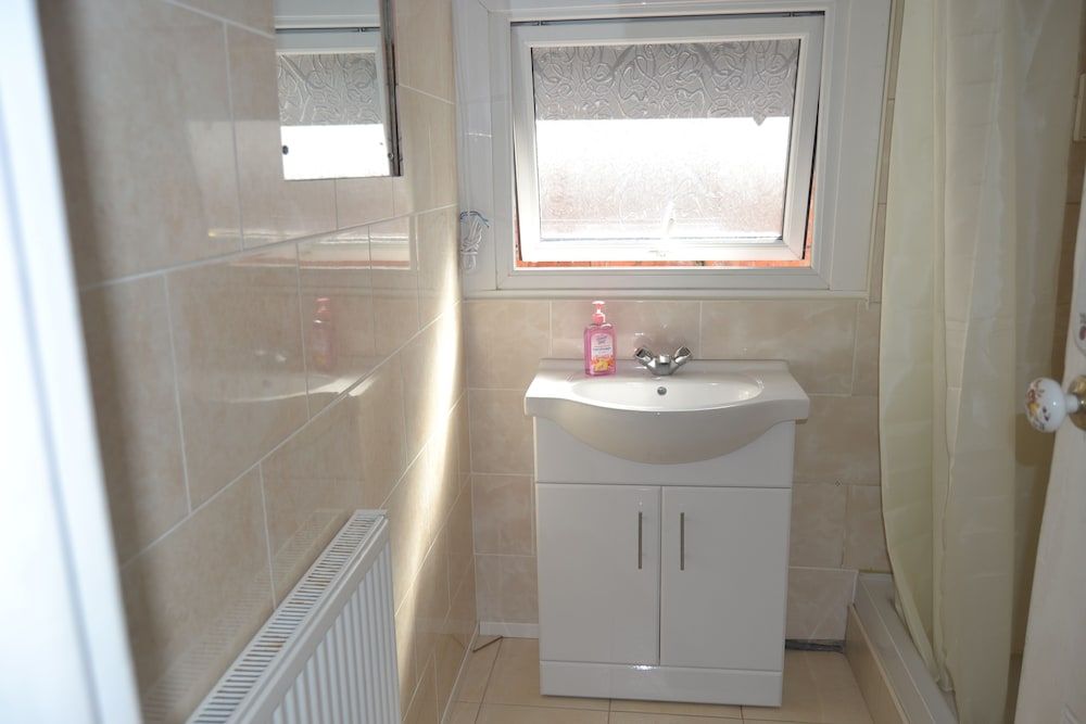 Glenfield Lodge Guest House Double Room, Shared Bathroom 6