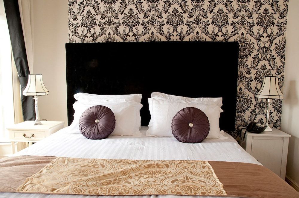 undefined The Georgian Town House Hotel 2