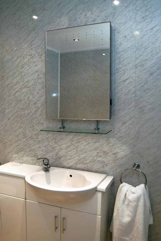 Edenhall Country House Hotel Standard Apartment, 3 Bedrooms (1 double, 3 singles, 1 bunk bed) 9