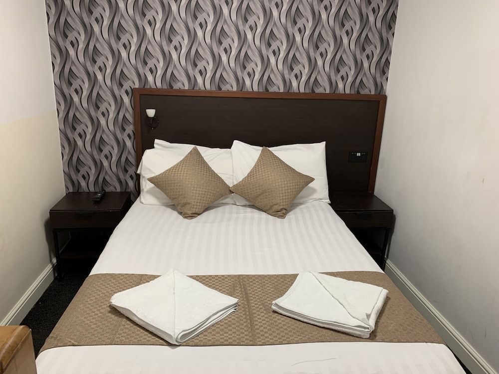 Imperial Salford Hotel Economy Double Room, 1 Double Bed, Non Smoking, Ensuite