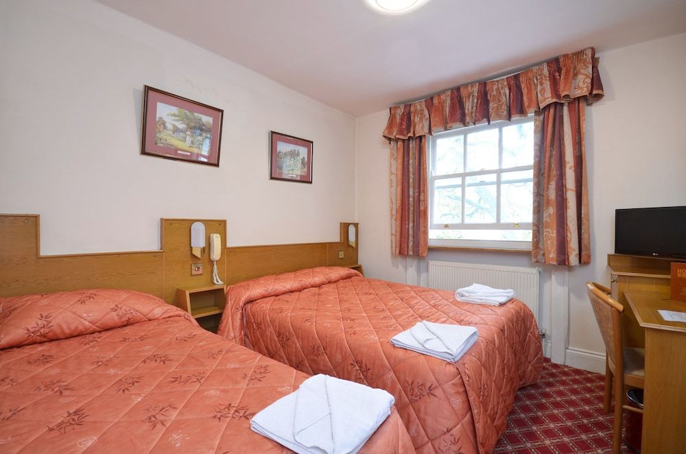 undefined Seymour Hotel 5