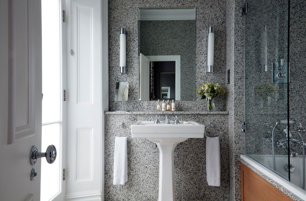 Number Sixteen Hotel, Firmdale Hotels Luxury Room 7