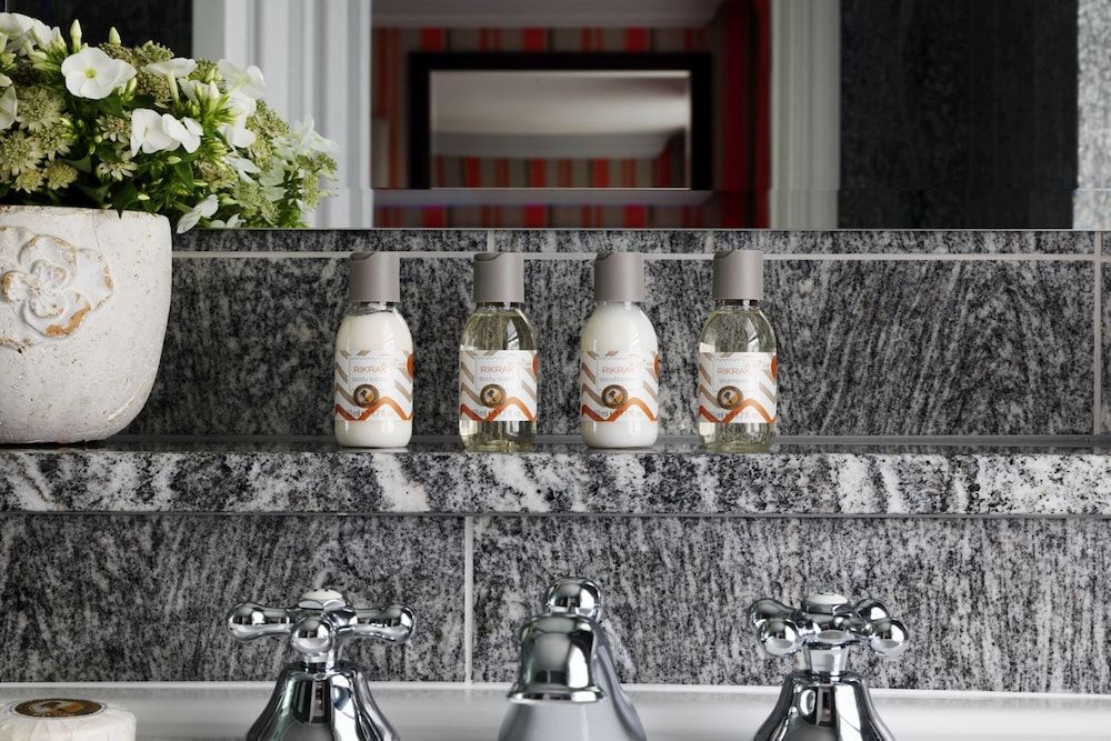 Number Sixteen Hotel, Firmdale Hotels Superior Room 5