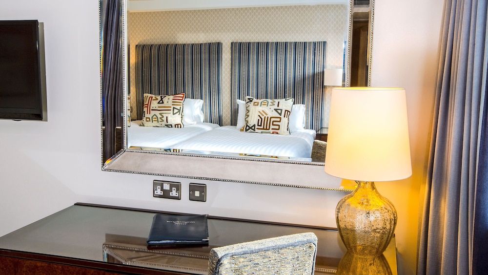 The Wrightington Hotel & Health Club Superior Twin Room 2