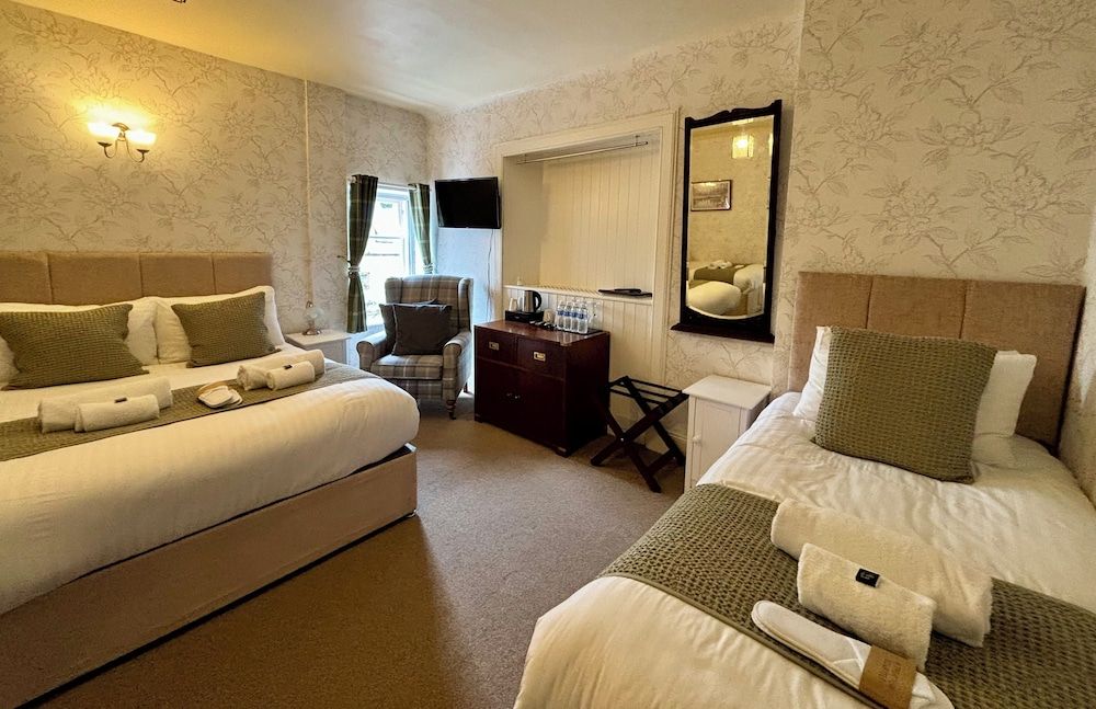 Carra Beag Guest House Quadruple Room 4