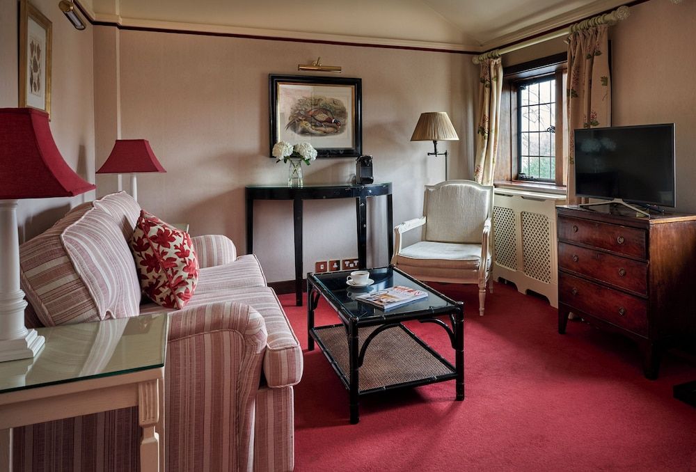 The Montagu Arms Hotel Suite (House Suite) 10