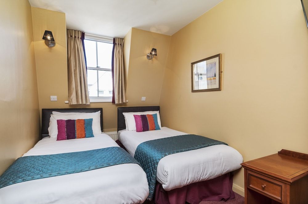 undefined The Craven Hotel 3