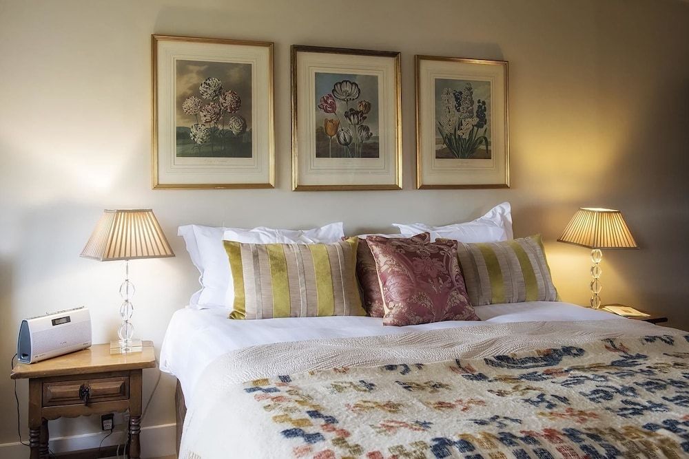 The Howard Arms Double or Twin Room (The Country Room)