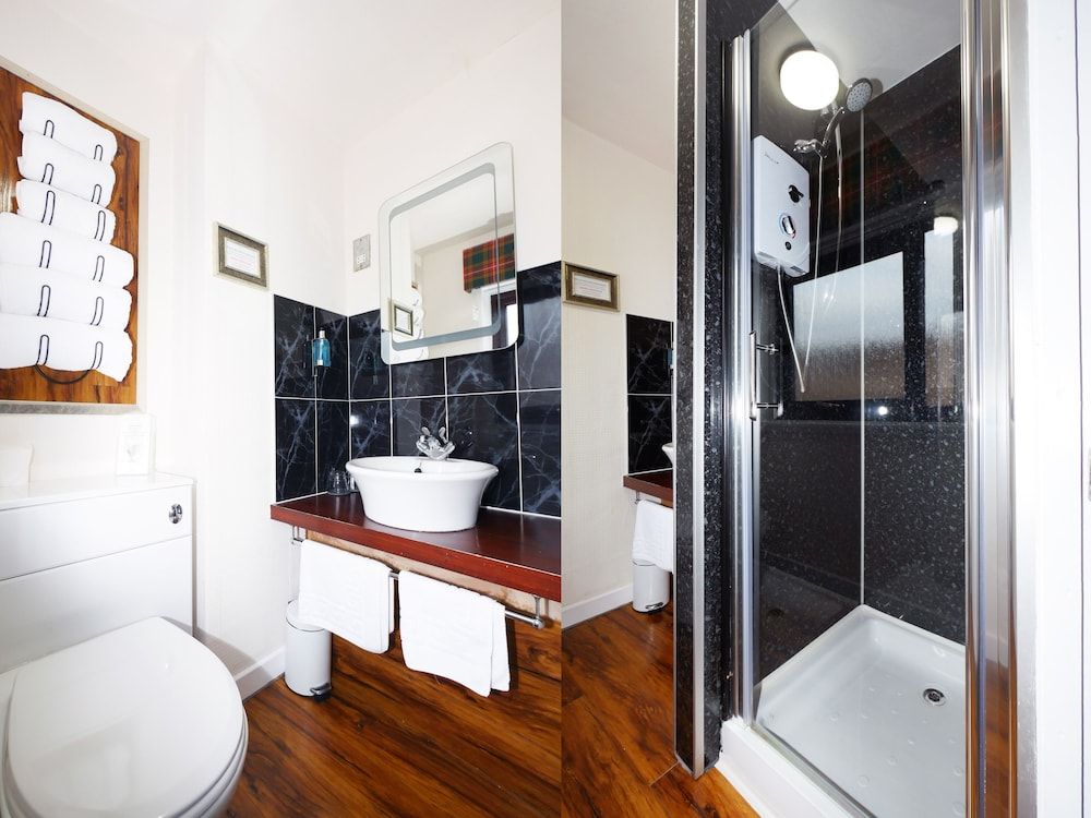 Ardentorrie Guest House Family Room 22