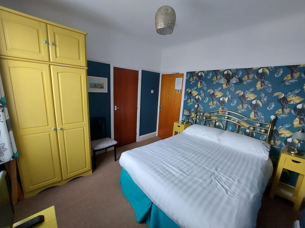 Double Room, Ensuite (Caernavon)