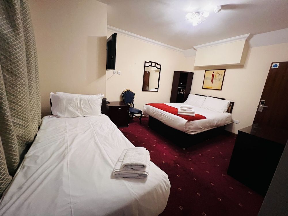 London Star Hotel Standard Triple Room