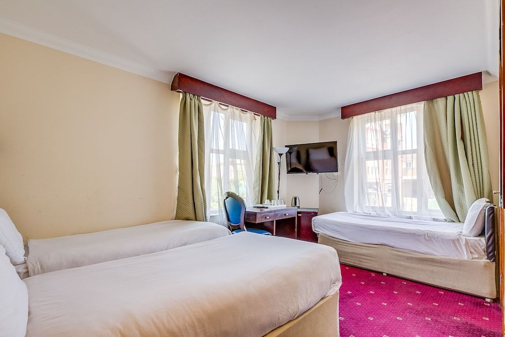 London Star Hotel Standard Triple Room 3