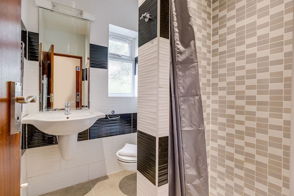 London Star Hotel Standard Triple Room 5