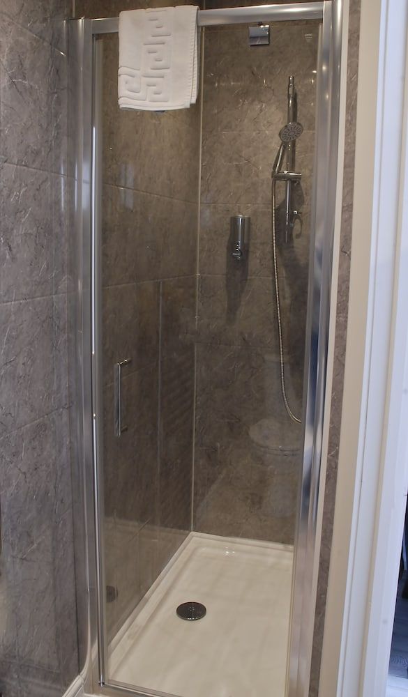 Miller House Deluxe Double or Twin Room 8