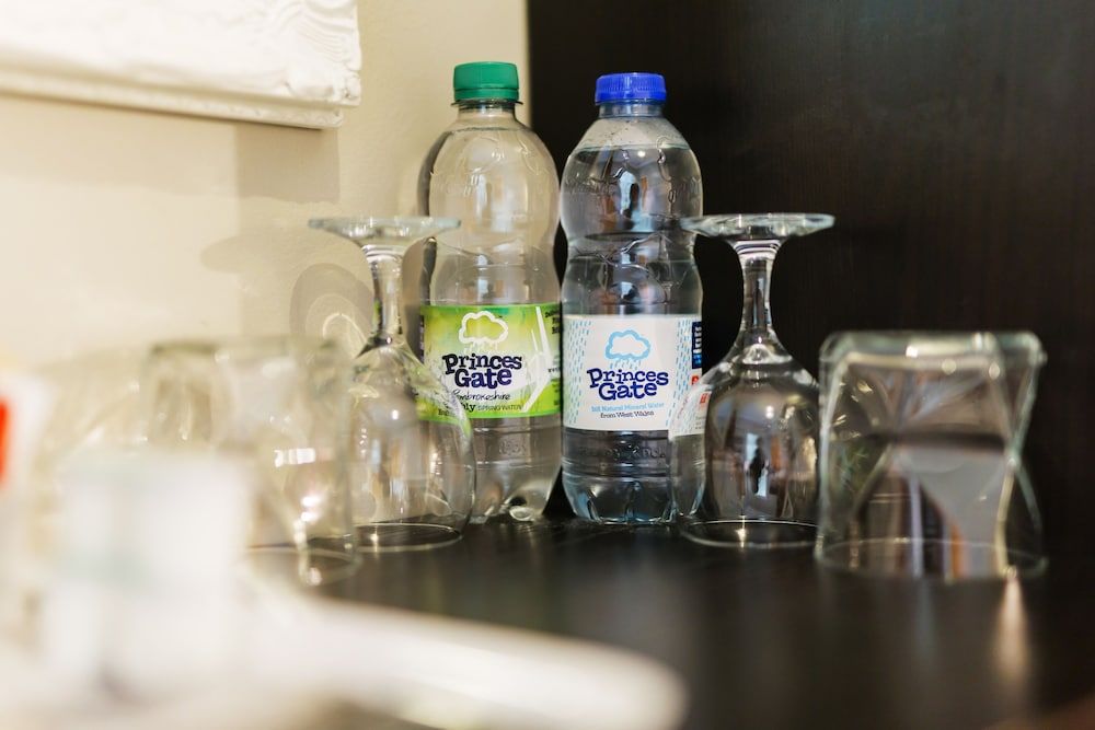 Jolyon's Boutique Hotel Economy Double Room (Room 7) 6