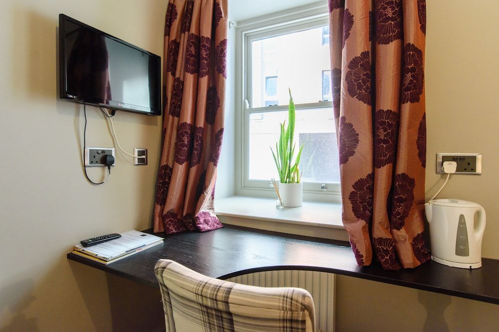 Jolyon's Boutique Hotel Economy Double Room (Room 7) 11