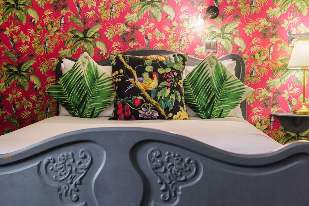 Jolyon's Boutique Hotel Economy Double Room (Room 7) 4