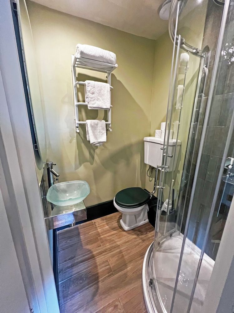 Shillingford Bridge Hotel Riverview Single Room 5