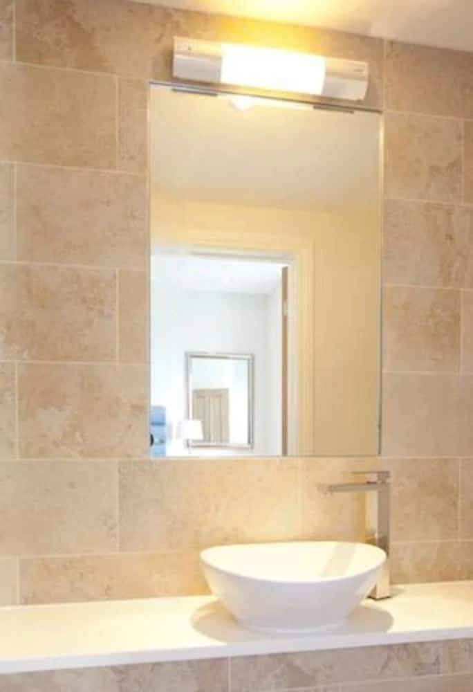 A Room With A View Classic Double Room, Sea View (Ground Floor) 5