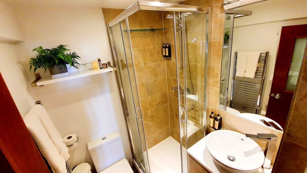 A Room With A View Classic Double Room, Sea View (Ground Floor) 7