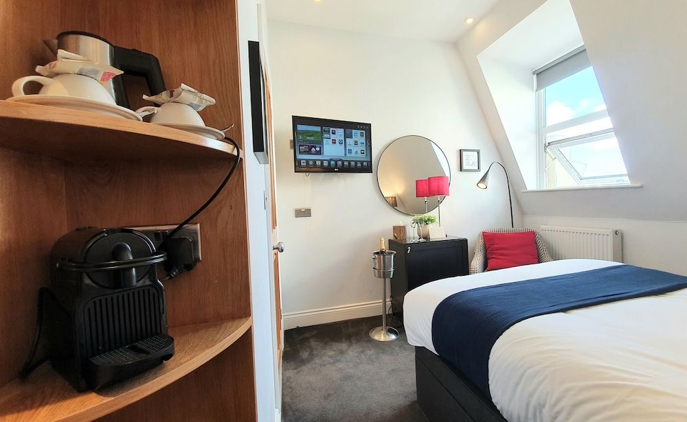 A Room With A View City Double Room, Garden View (Fourth Floor) 6