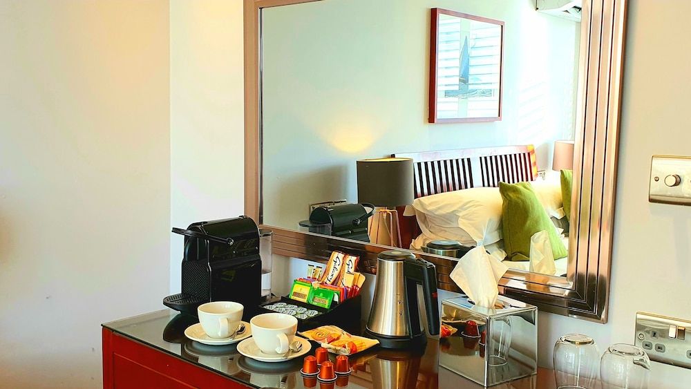 A Room With A View Classic Double Room, Sea View (Ground Floor) 2