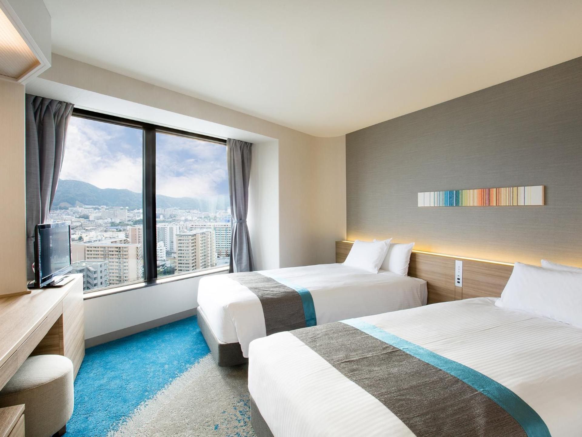 Deluxe Suite Room 21-30F - Non-Smoking