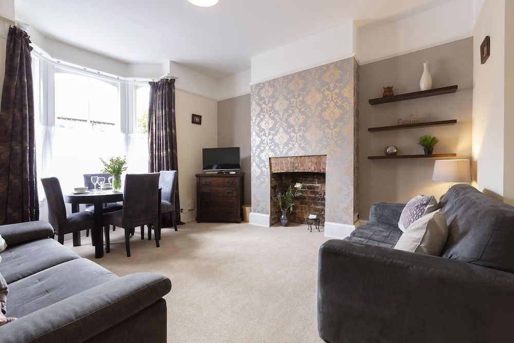 Apartment 32 Apartment, 2 Bedrooms (Triple Sleeper Bunk Bed) 13