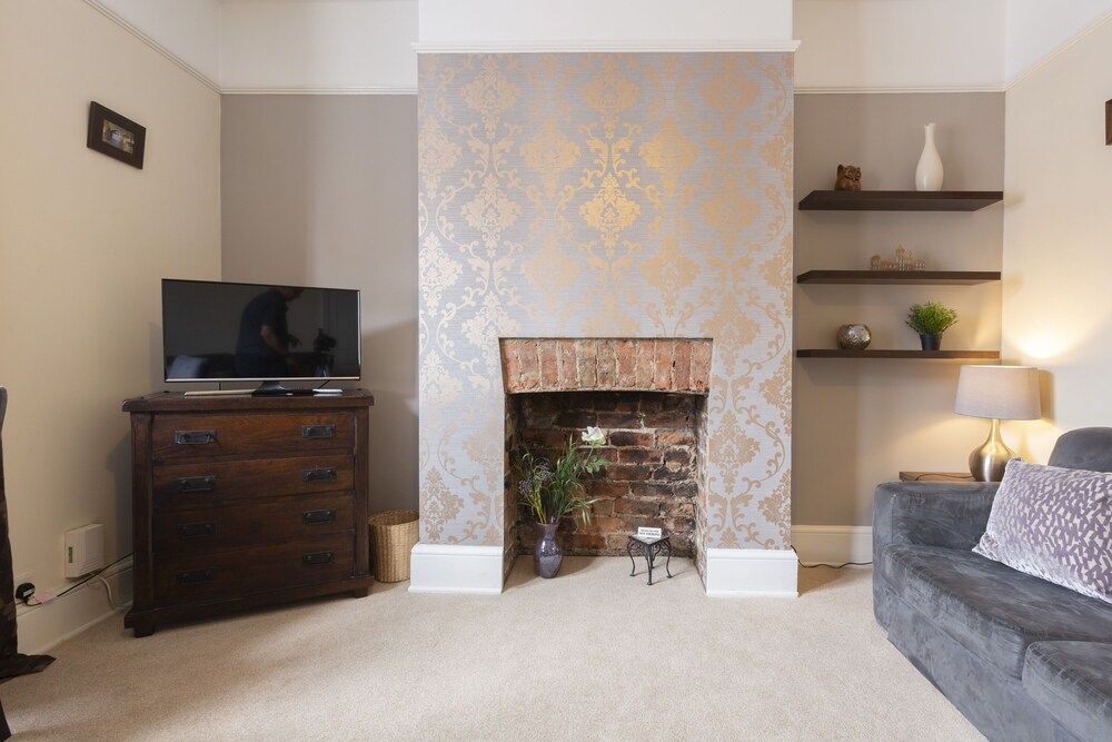 Apartment 32 Apartment, 2 Bedrooms (Triple Sleeper Bunk Bed) 12