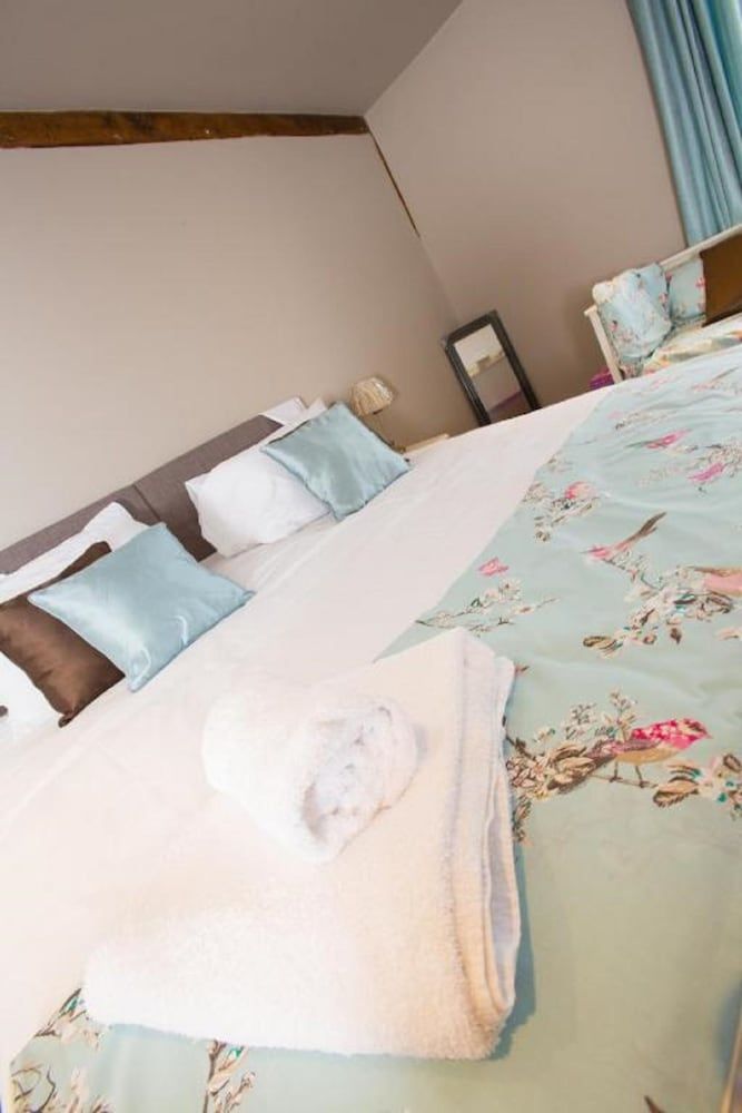 The Harvard Inn Family Room, 1 Bedroom