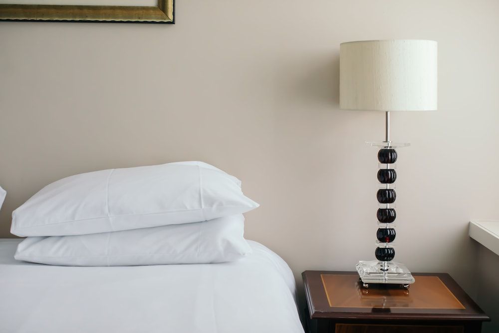 Royal Hotel, Bar & Grill Deluxe Double Room with River View