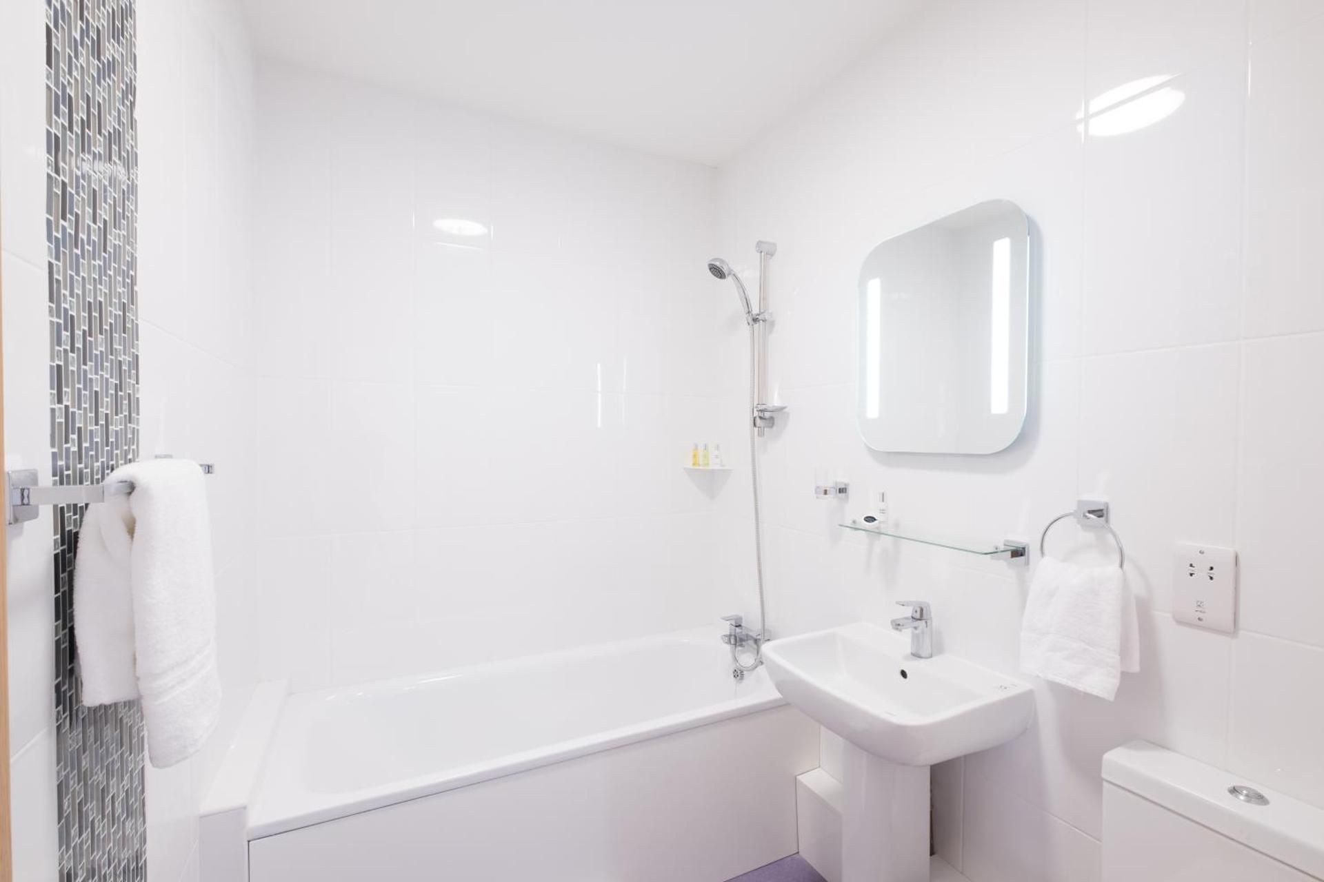 Single room-Ensuite with Bath