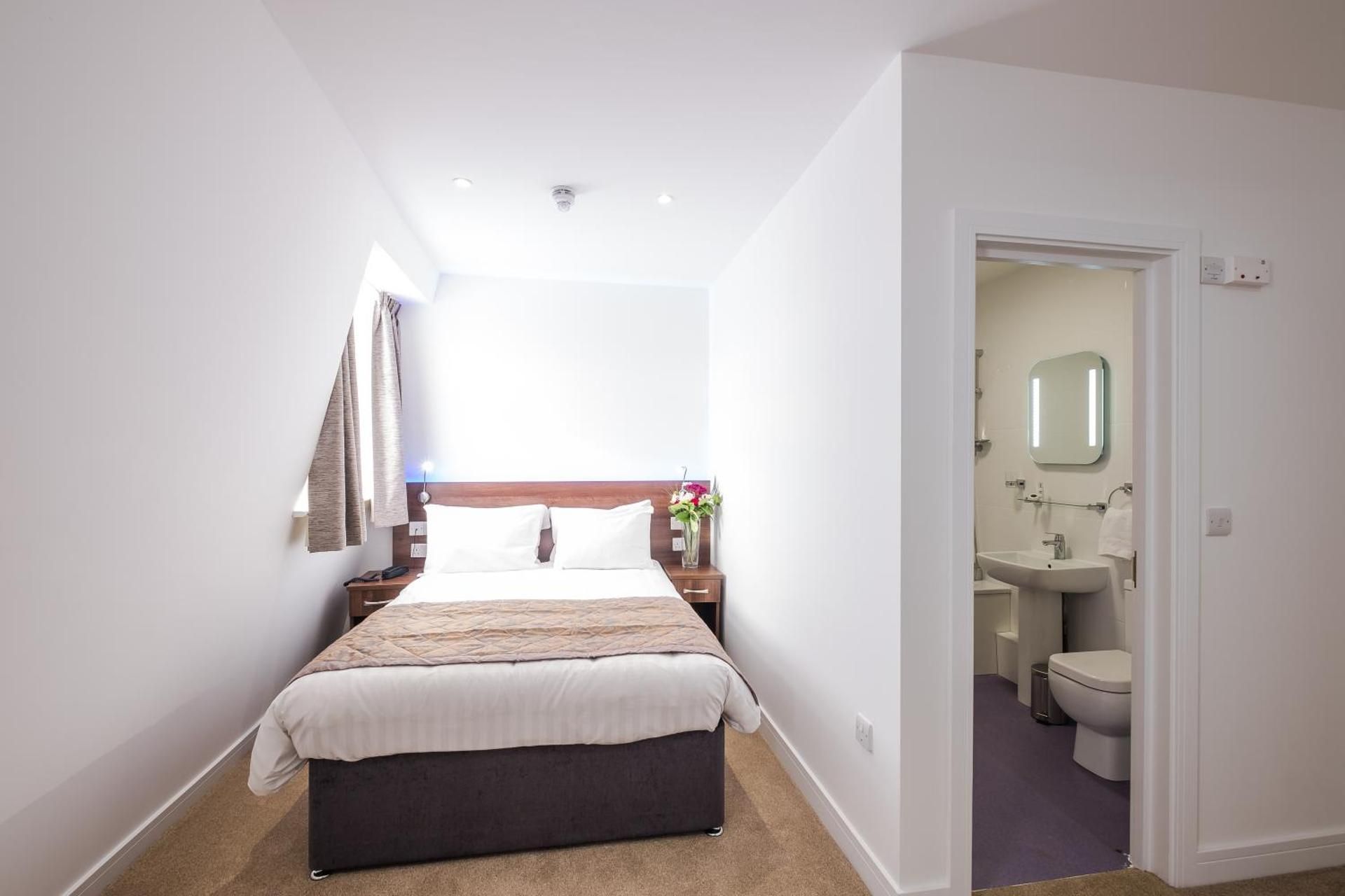 Double Room with Bath