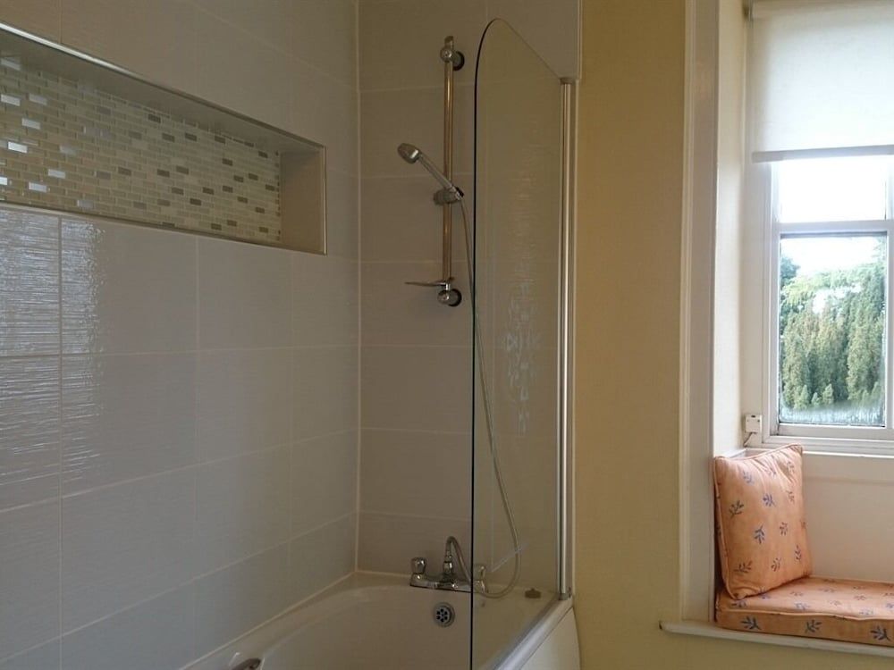 The Silverdale Hotel Classic Double Room, Ensuite, Sea View (Room 4 ) 2