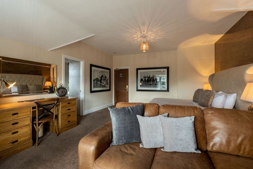 Lakes Hotel and Spa Superior Room 6