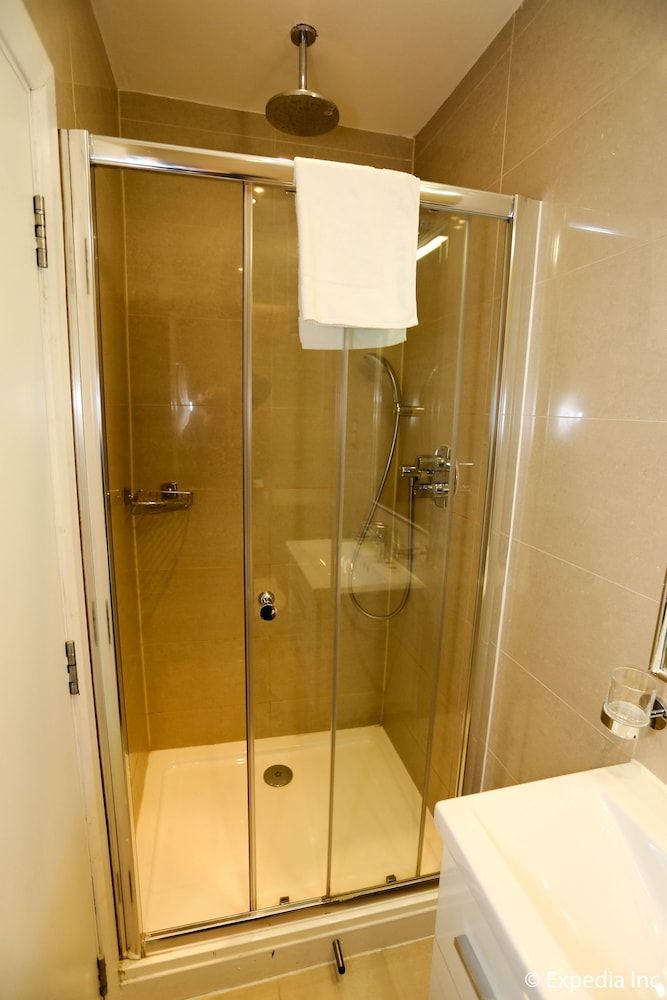 The Villa Kensington Double Room 10