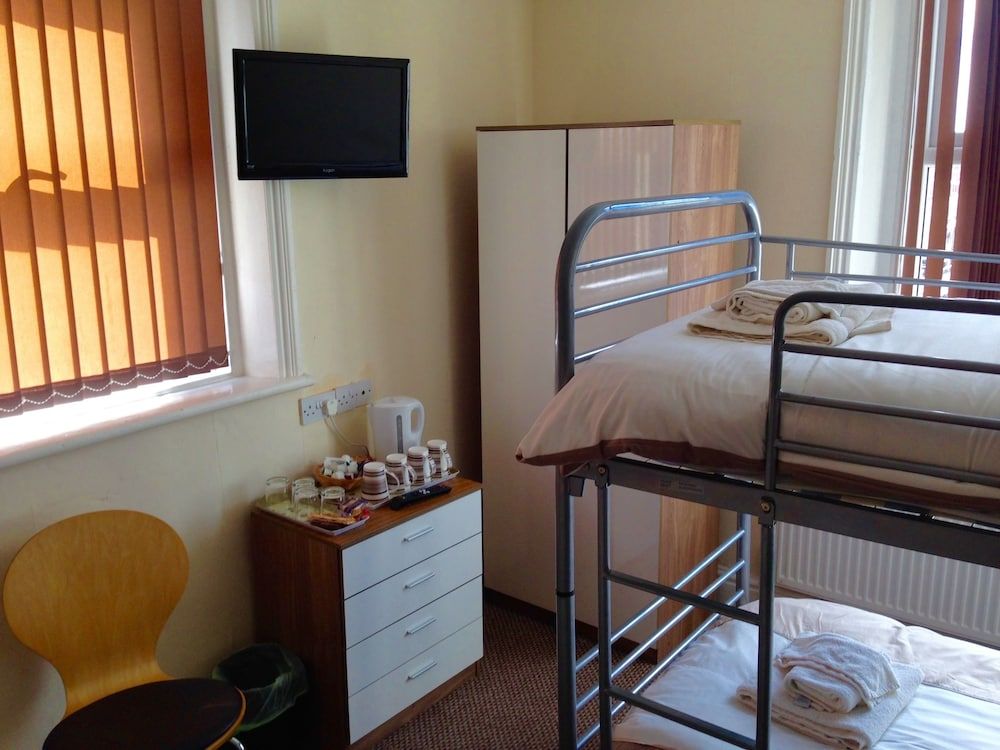 Family, Full and Bunk Bed, City View, BunkBed