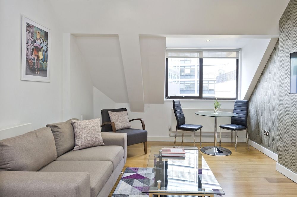 Red Lion Court by City2Stay Classic Apartment 7