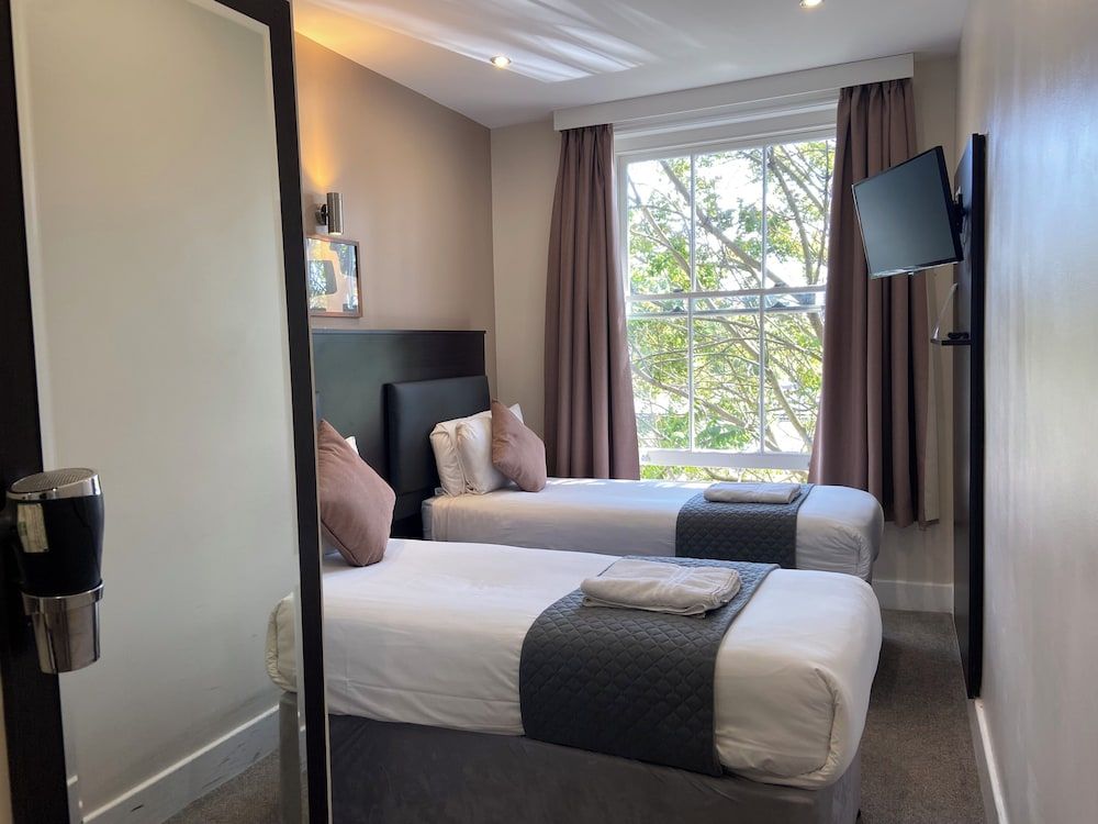 Trebovir Hotel Twin Room 2