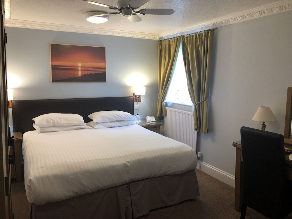 Standard Room, 1 King Bed, Non Smoking